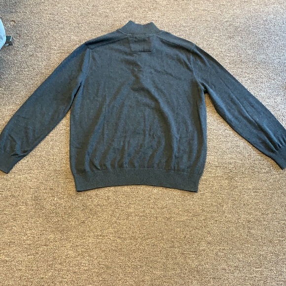 BANANA REPUBLIC DARK GRAY SWEATER (XL) - Picture 7 of 7